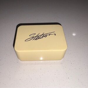 Vintage STETSON small plastic soap & brush box + lid  Case with tiny pliers